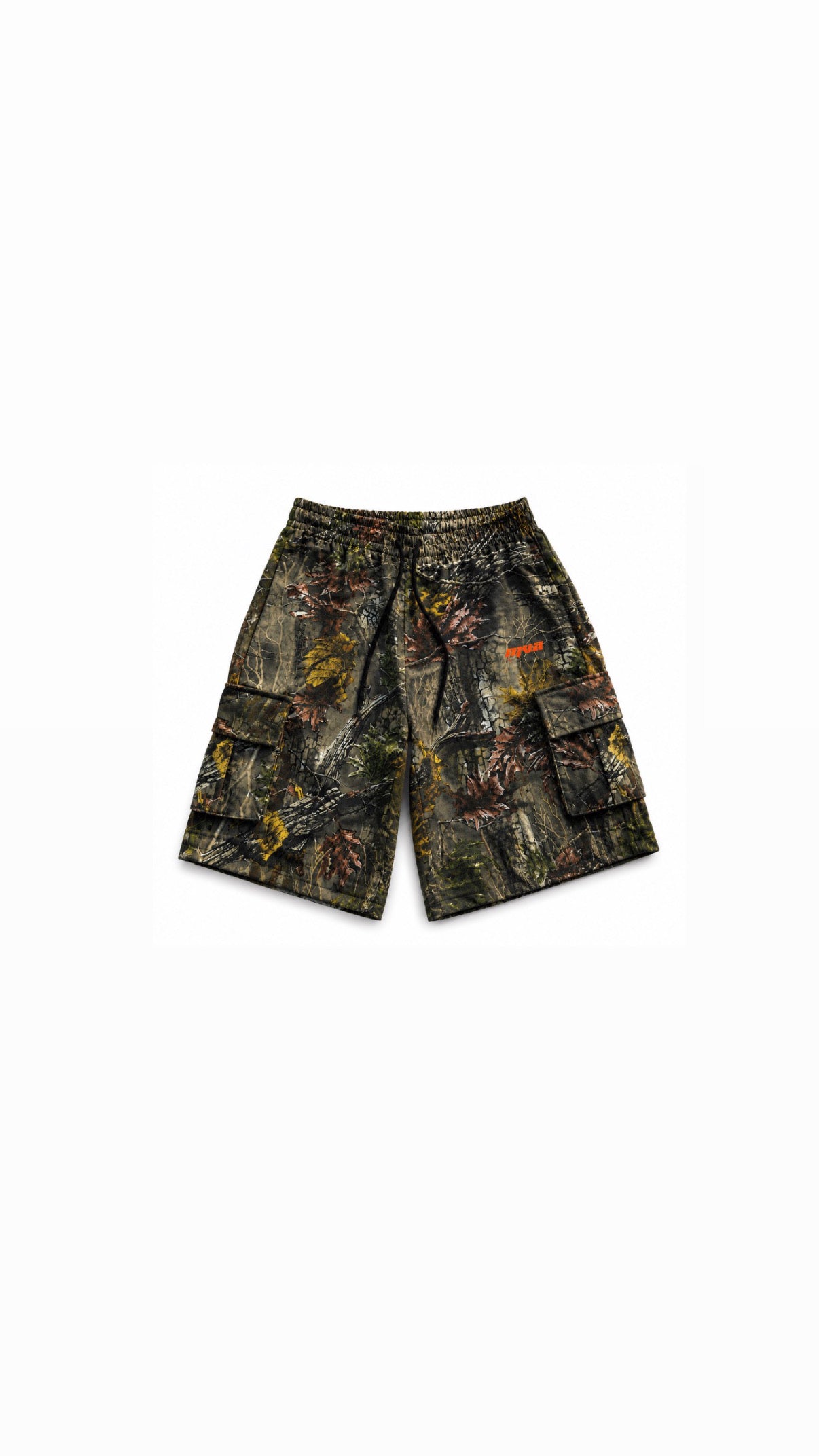 Relaxed camo shorts